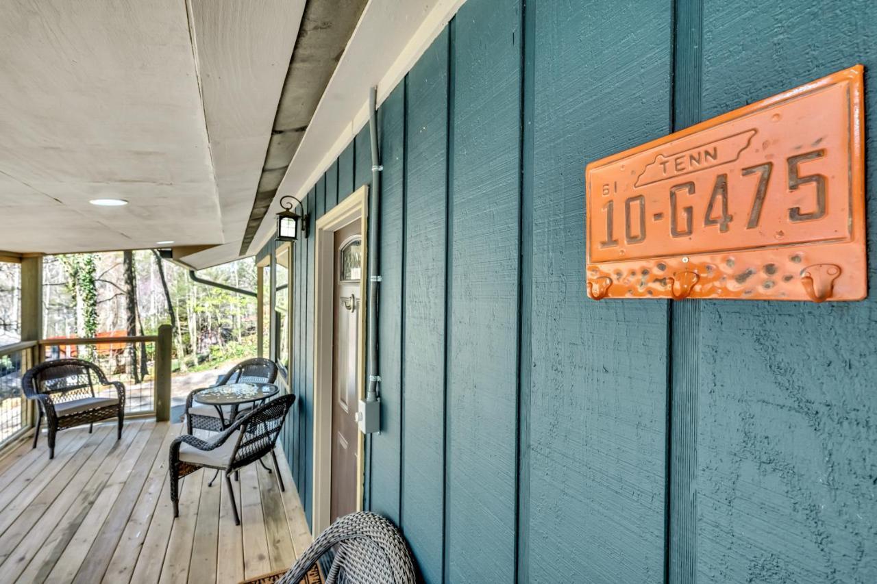 The Cozy Cove, Hot Tub, Wifi, 1089 Free Tickets Each Paid Day, Dollywood And More Sevierville Exterior photo